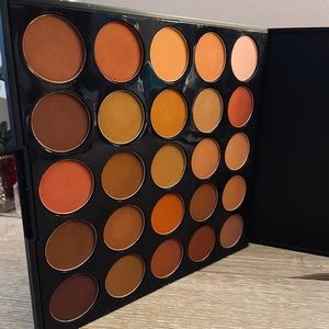 Morphe OH BOY 25D Eyeshadow Pallet